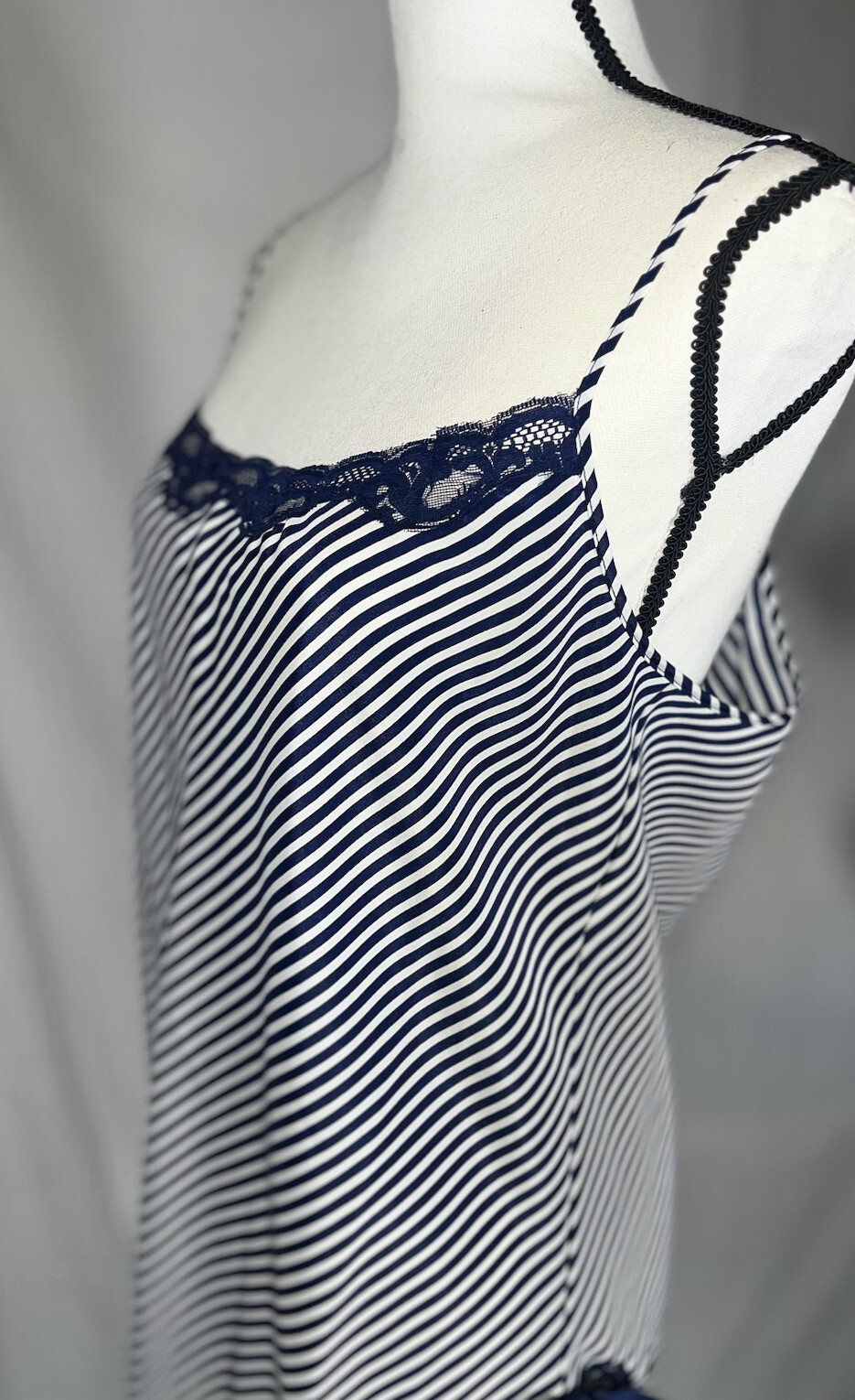 Vtg KEYLOUN Slip Flapper Dress Nightgown Drop Waist Net Mesh Skirt Navy Blue L