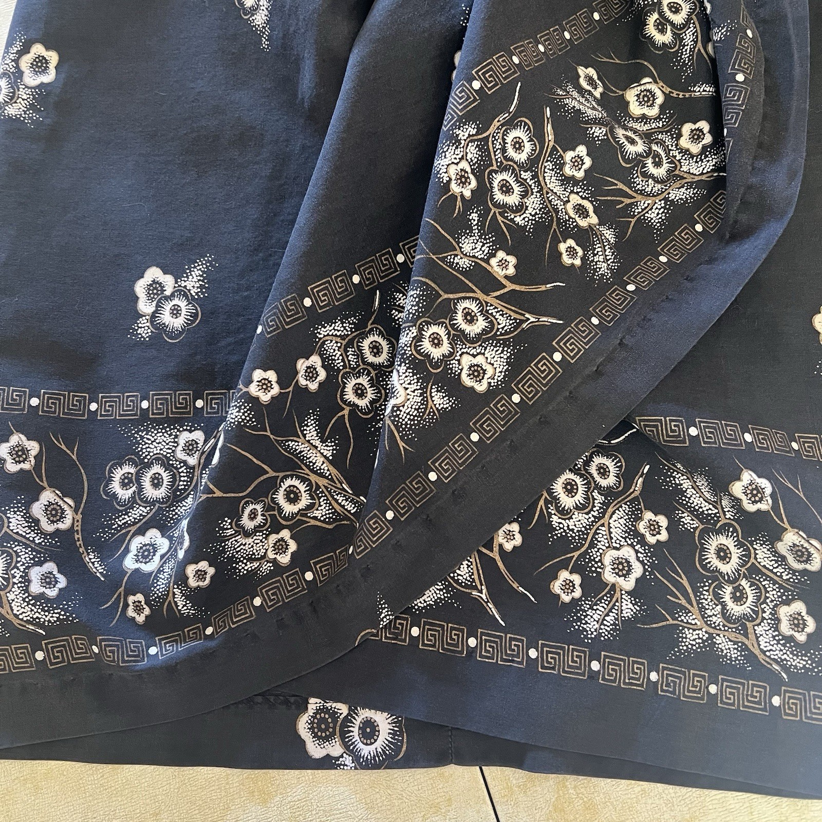 1950s Or 60s Tiki Sportswear Black Border Print Hawaiian Sarong Dress 26-27w