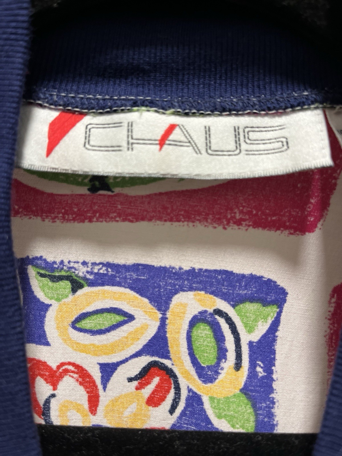 Chaus Multicolor Abstract vintage bomber jacket retro 80’s skirt set. Lrg.