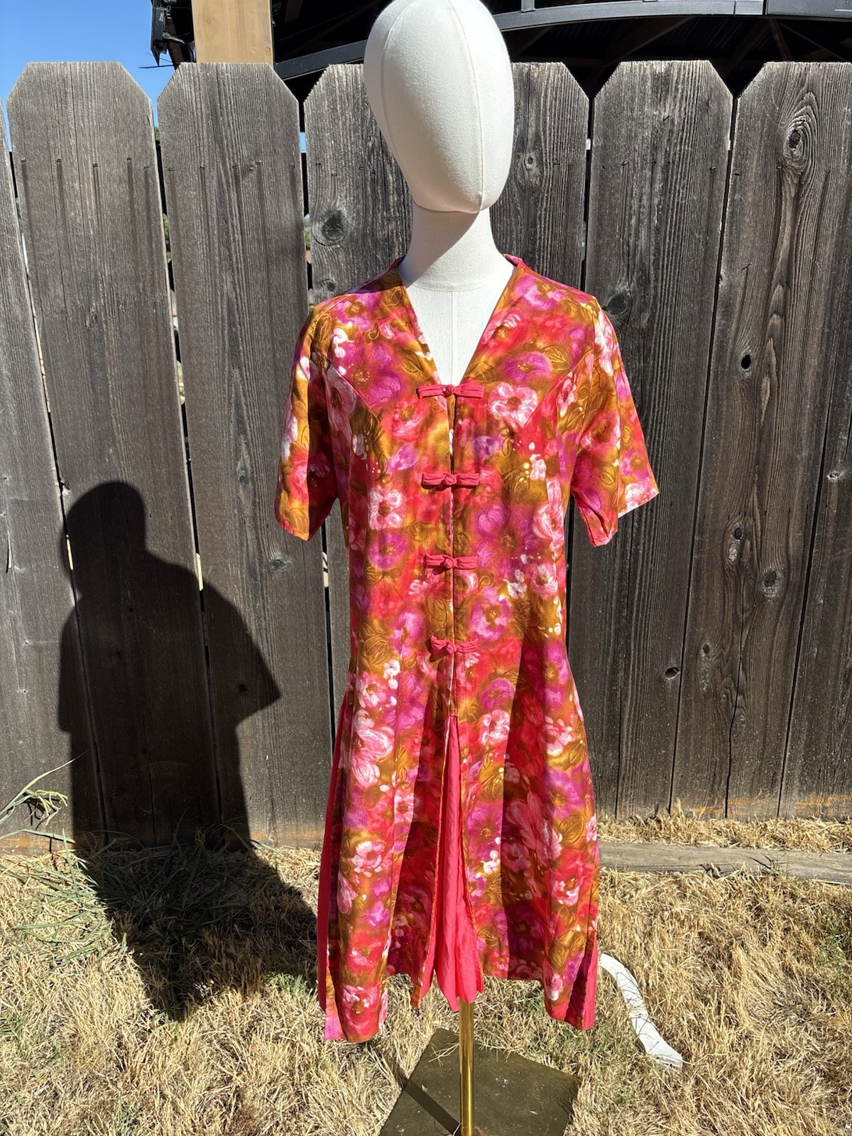 Vtg Lot Of 4 Hawaiian Dresses 60’s/70’s Barkcloth Cotton Volup Hilo Hattie