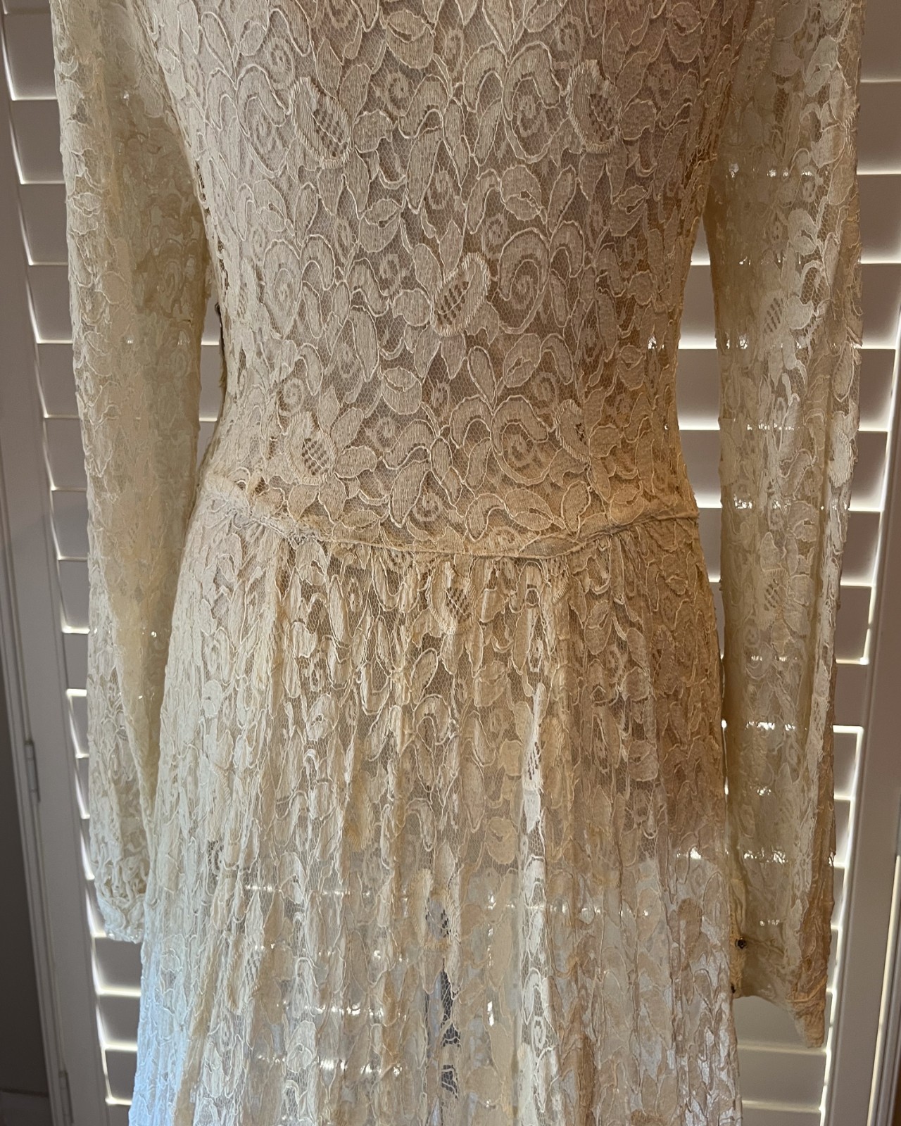 Rare 1930s Sheer Chantilly Lace Wedding Dress Gown – Long Catherdral 2.5m Train