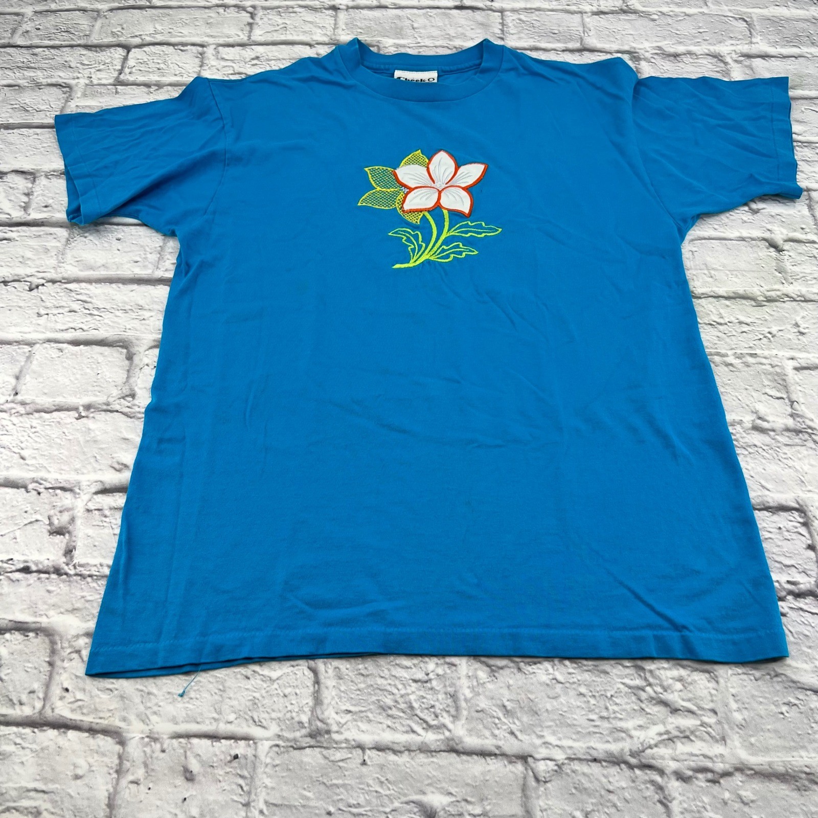 Cheek-O Vintage Blue Floral Embroidered Single Stitch T-Shirt Womens Large USA