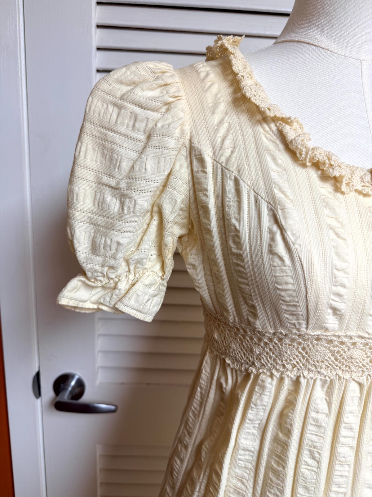 VINTAGE Prairie Maxi Dress Cream Lace Puff Sleeve Cottagecore XS