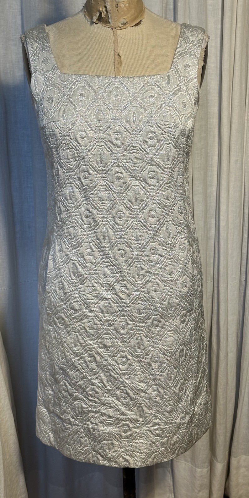 Vintage Mod 60s White Silver Metallic Sleeveless Dress Sz XS-S Pre-owned