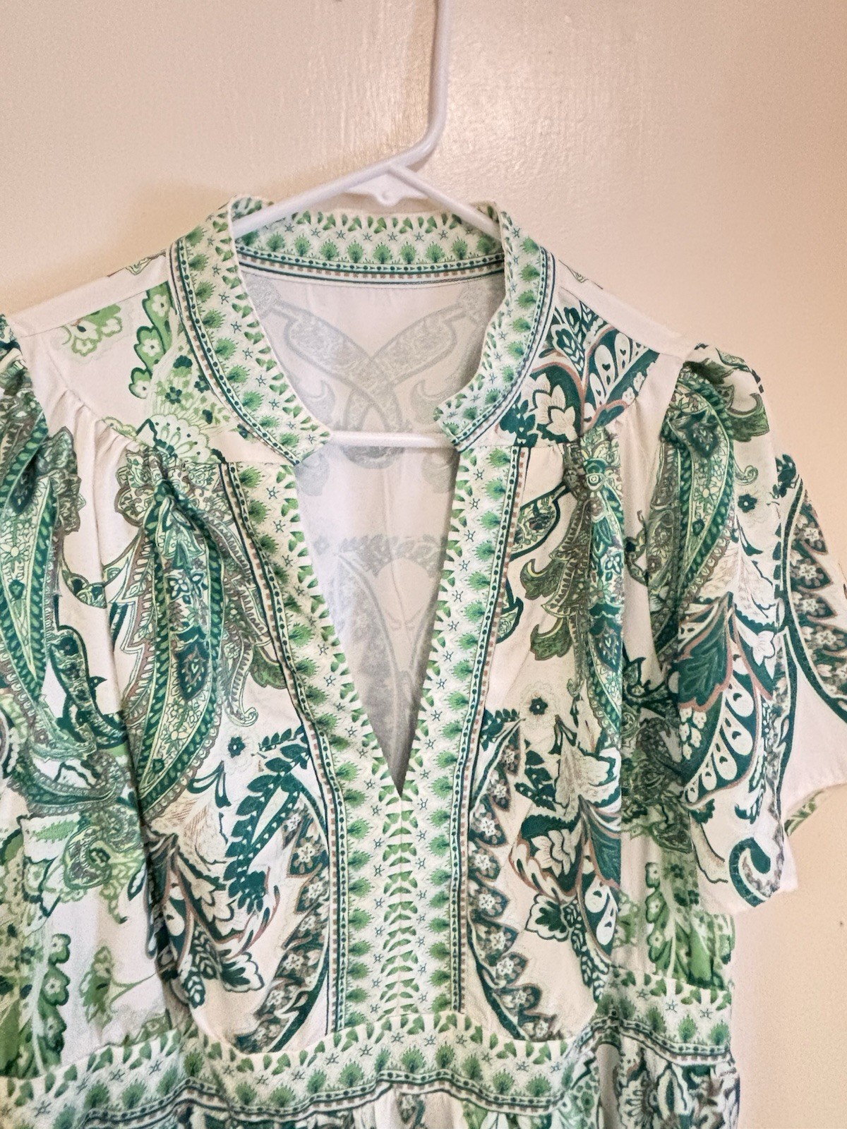 Vintage Dress Polyester Vintage 1970s Style Green And Cream Ornate Size L