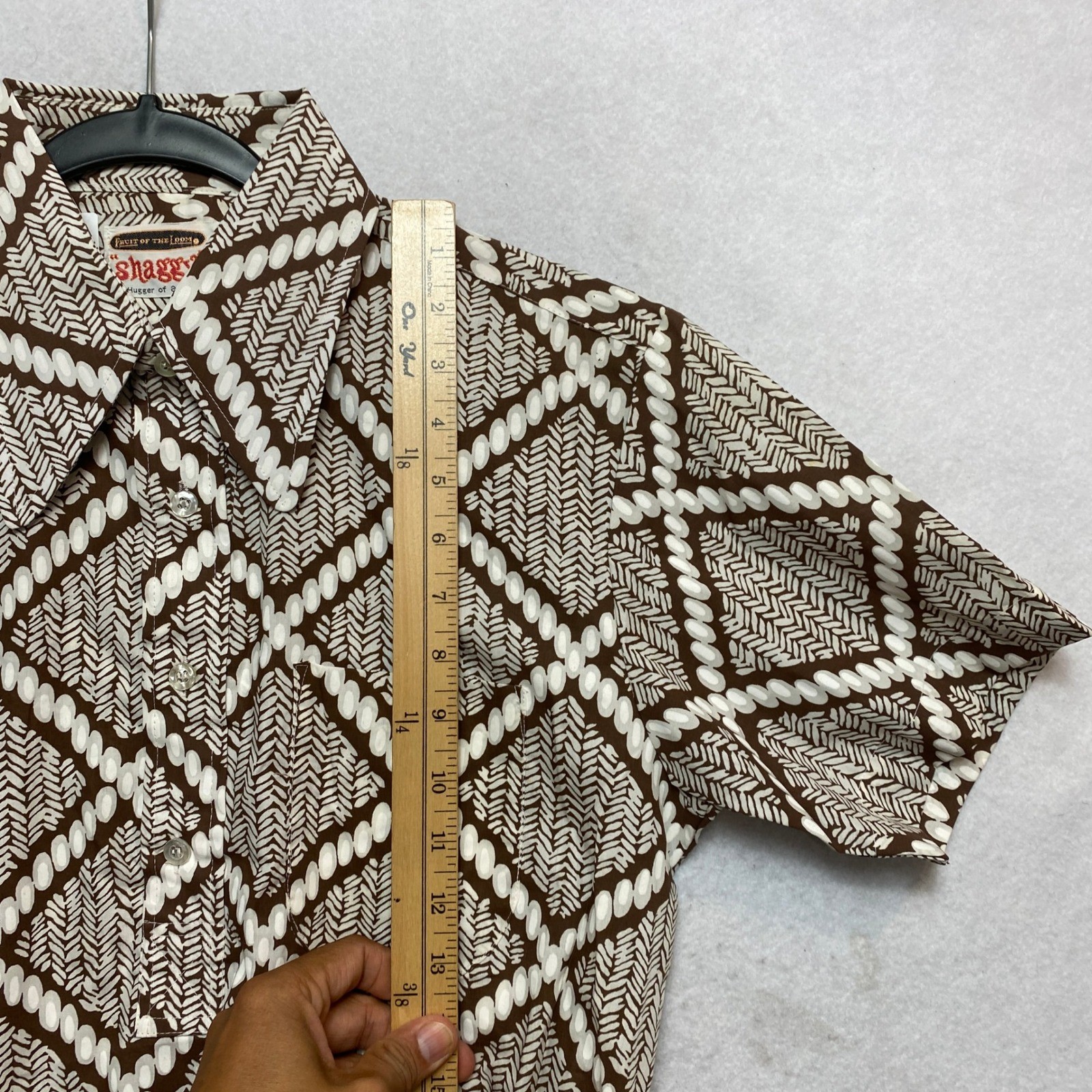 Fruit of the Loom Shaggy Shirt Women M Brown Geometric Knit Banded Waist Vintage