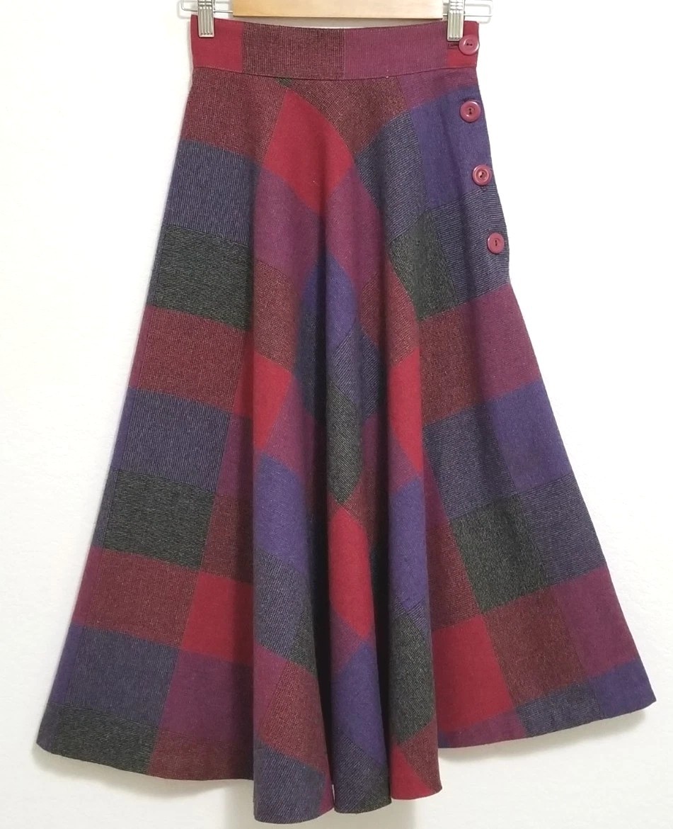 Vintage High-end Wool Blend Magenta Plaid Skirt w Matching Cape Poncho 2pc Set 3