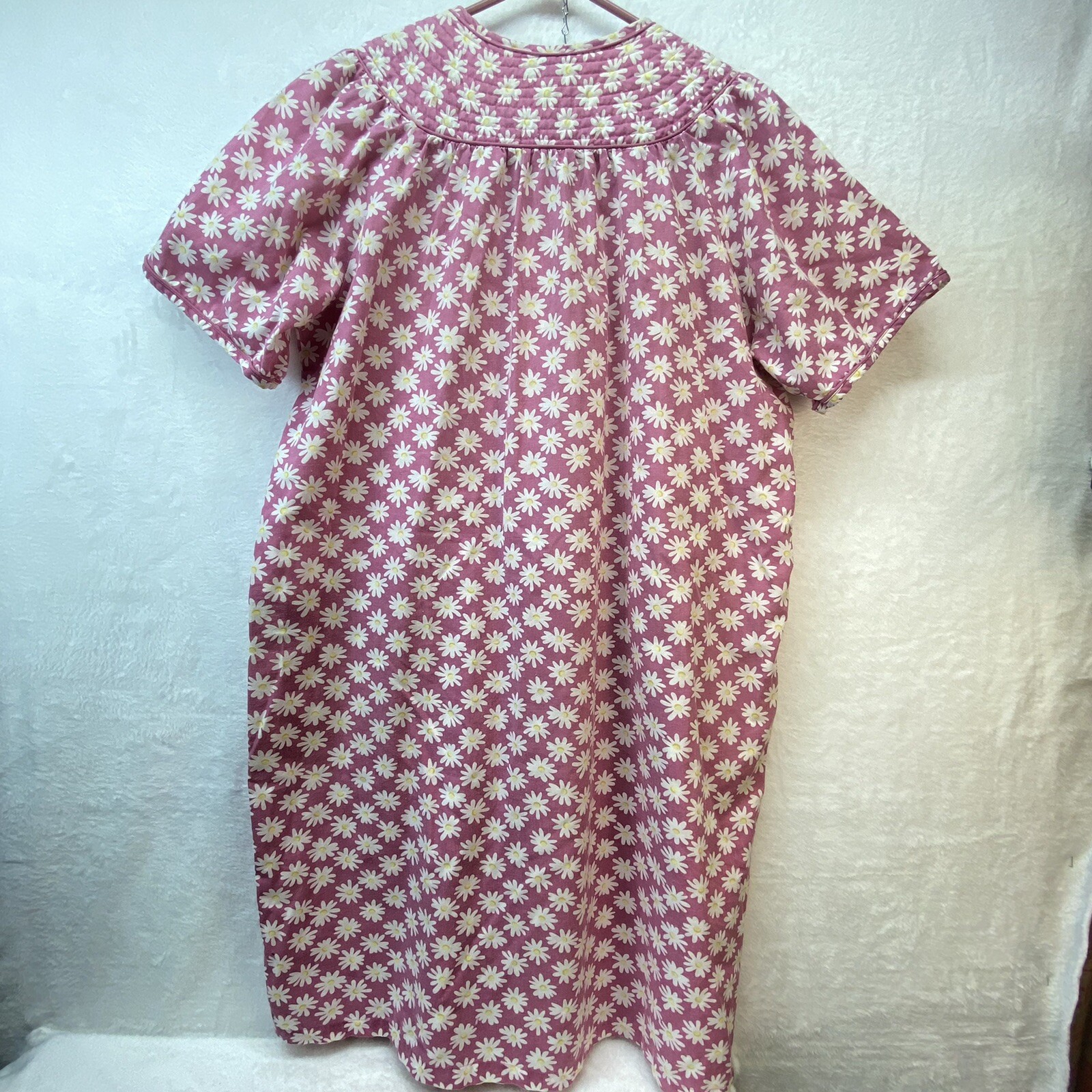 Vintage Emma C House Robe/Duster in Pink Floral Snap Front w/2 pockets LG