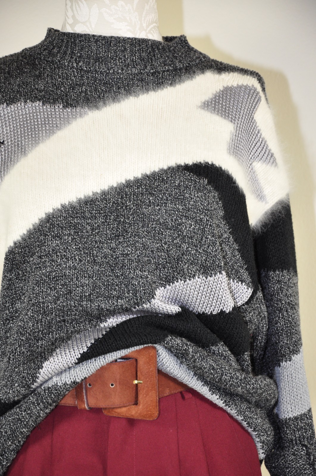 90s Vintage Gray Angora Rayon Colorblock Crewneck Boyfriend Sweater Women M L