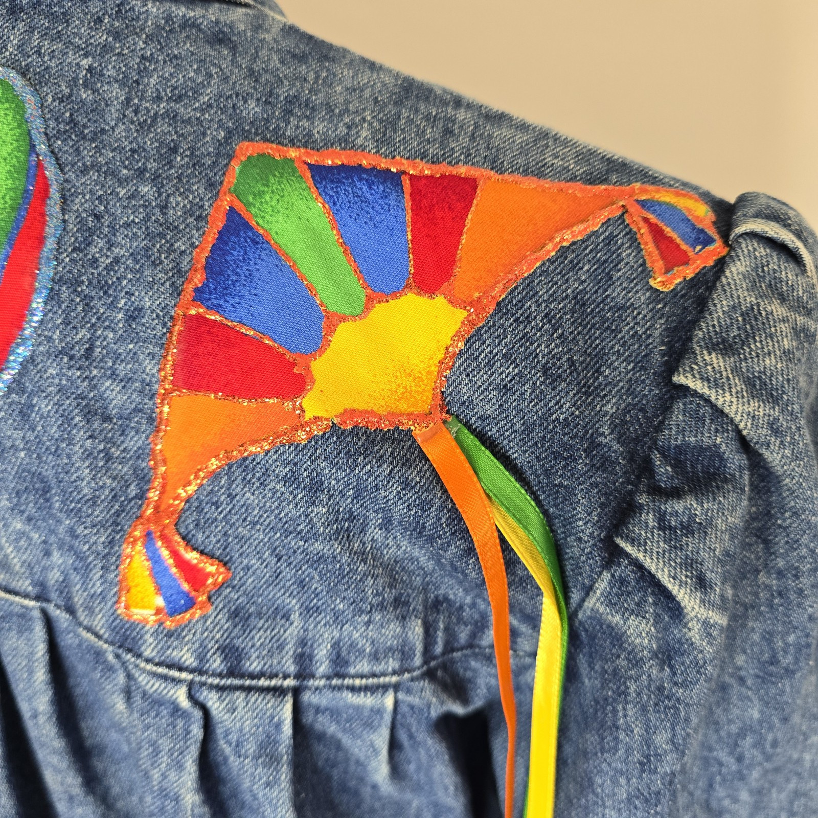 Bramble Lane Vintage Denim Jacket Sz Medium hot air Balloon applique puff paint
