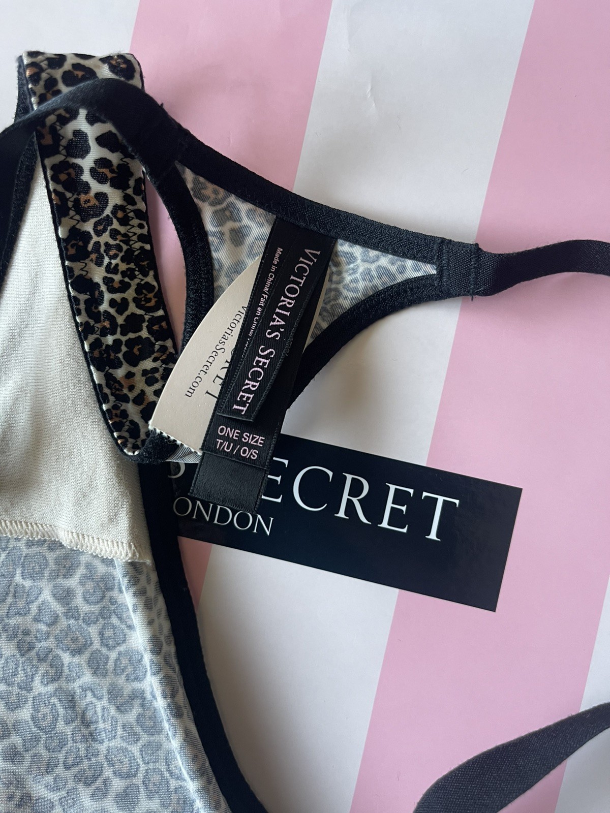 NWT 2013 Victoria’s Secret Very Sexy Thong, Animal Print- OS Silky-Smooth