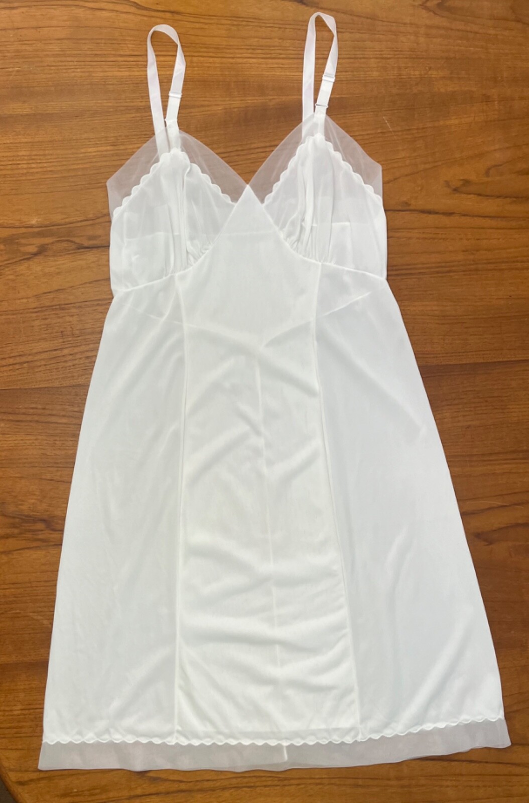 Vintage White Lingerie Femina Nylonv 70’s 80’s