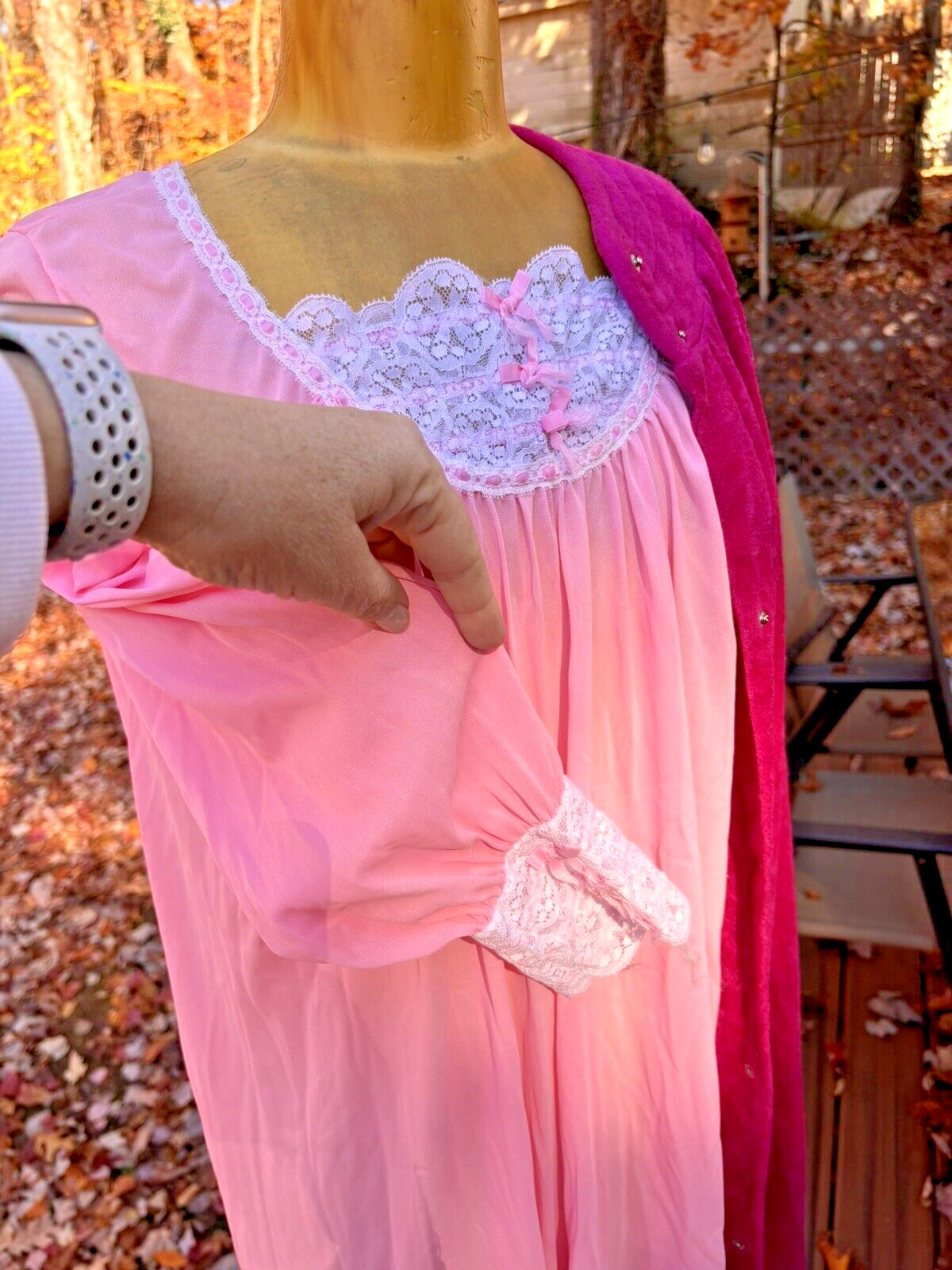 Dan Ellen Snap Button Hot Pink Terry Robe Housecoat w Pale Pink + Lace Gown