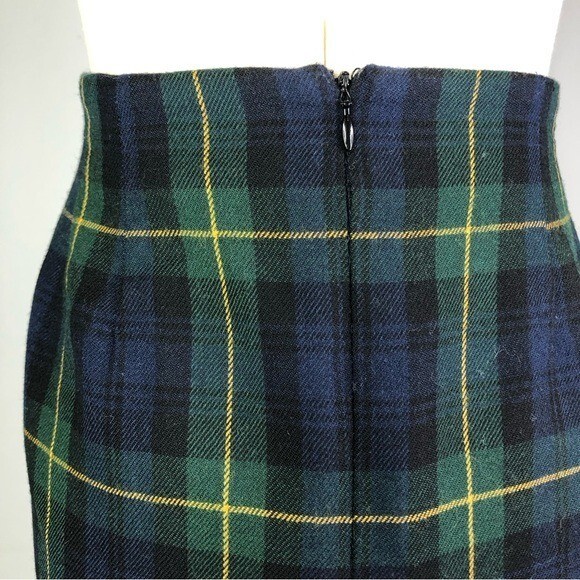 VINTAGE Embassy Row II soft wool plaid pencil skirt watch plaid tartan size 10