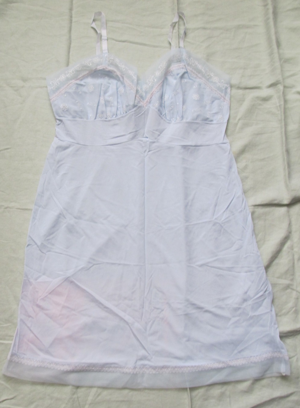 Vintage 50’s blue & lace Nylon Aristrocraft dress slip classic pin-up bombshell