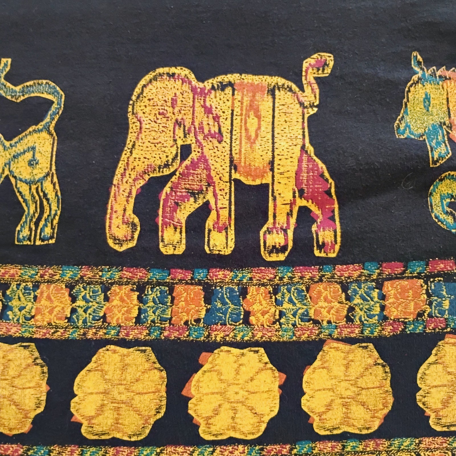 Vintage 90s Bacio Black T-shirt AOP Elephant Butterfly Cropped Boxy Tee Medium