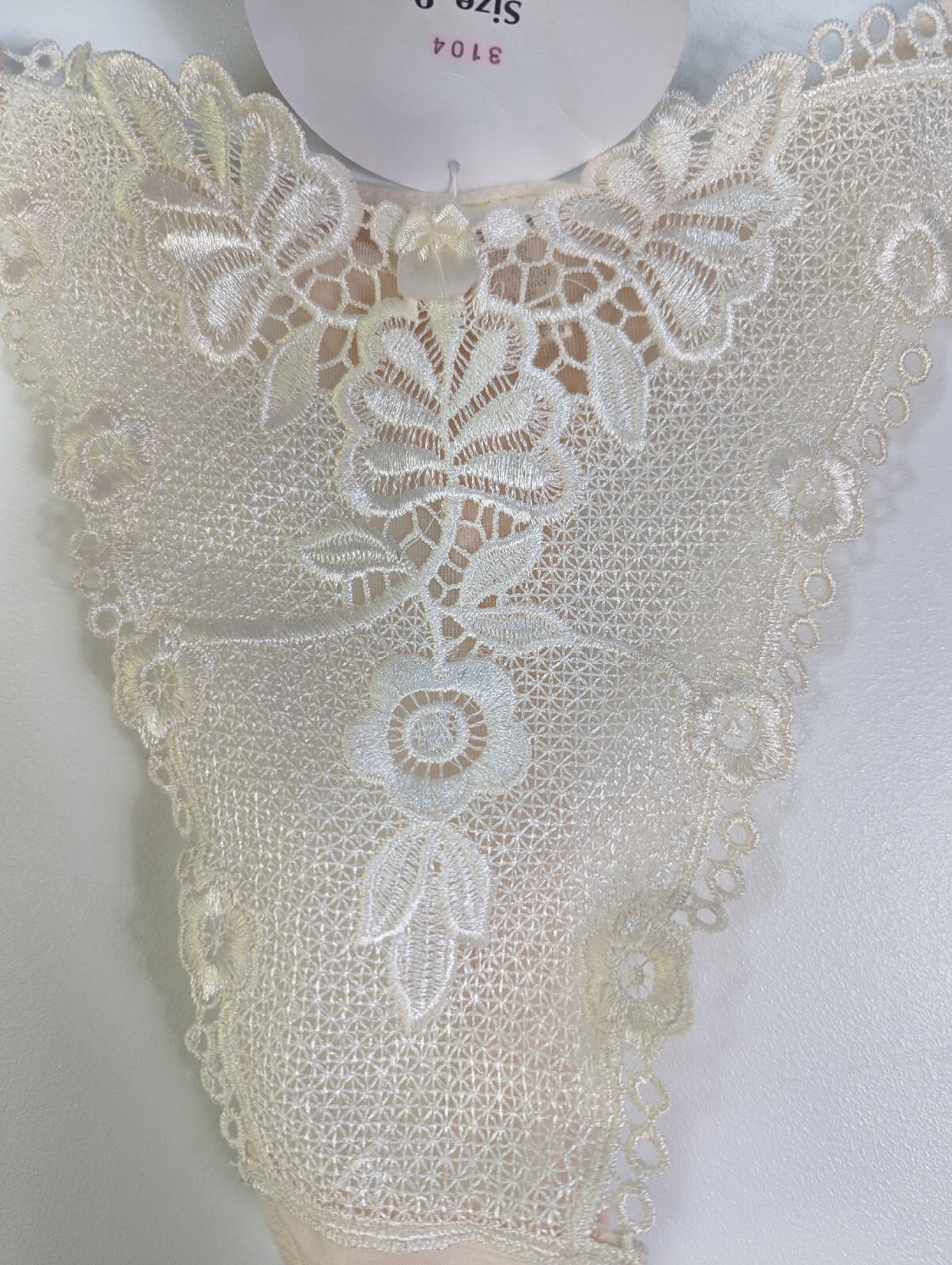 Vintage Jolie Intimates Sheer Cream String Bikini Panties Size 9 Soft Dainty 986