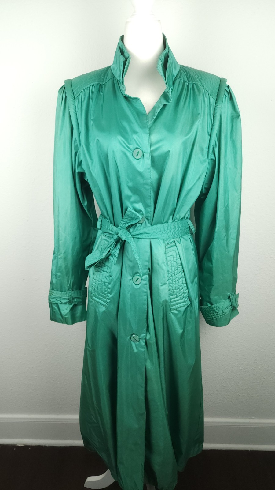 Vintage 70s 80s Green Raincoat Trench Belt Water Resistant Shoulder Pads Size M