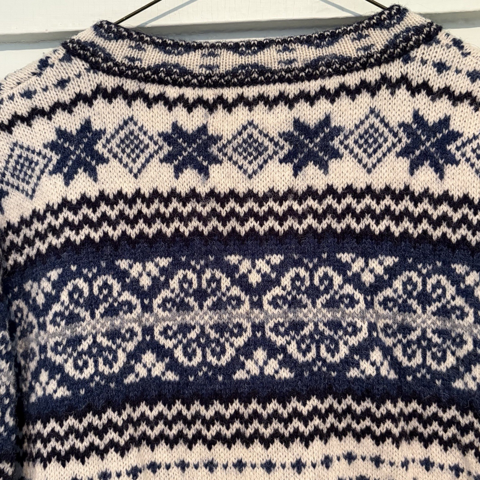 Vintage Cambridge Dry Goods 100% Wool Sweater Metal Clasps Navy Nordic Fairisle