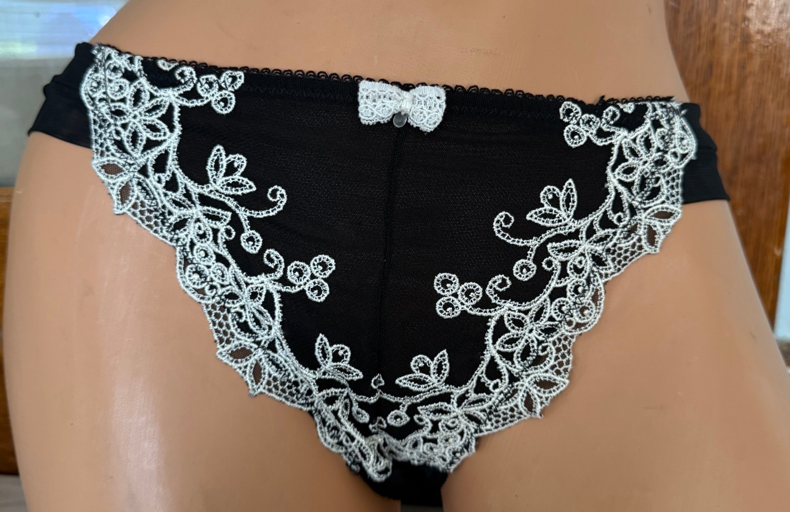 Vintage Valisare Black Sheer Nylon Lacy G-String Bikini Panties Sissy L
