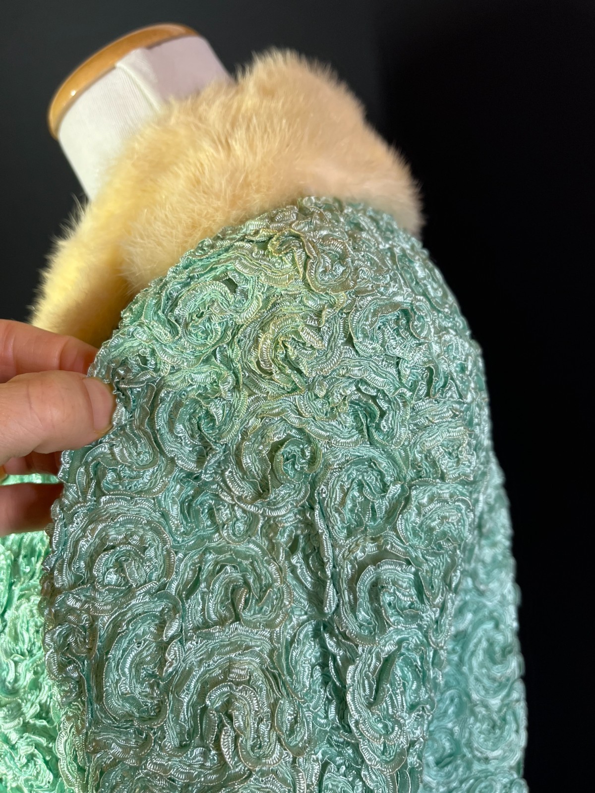 Vintage 1950s Helen of Memphis Costume Room Size 12 Green Jacket Fur Collar