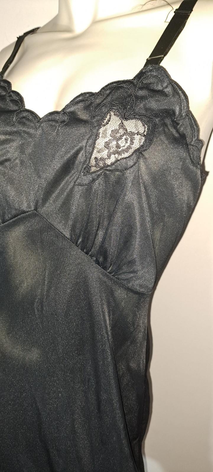 Vtg Black Nylon Full Slip Cute Black Lace Heart Cut Out 36