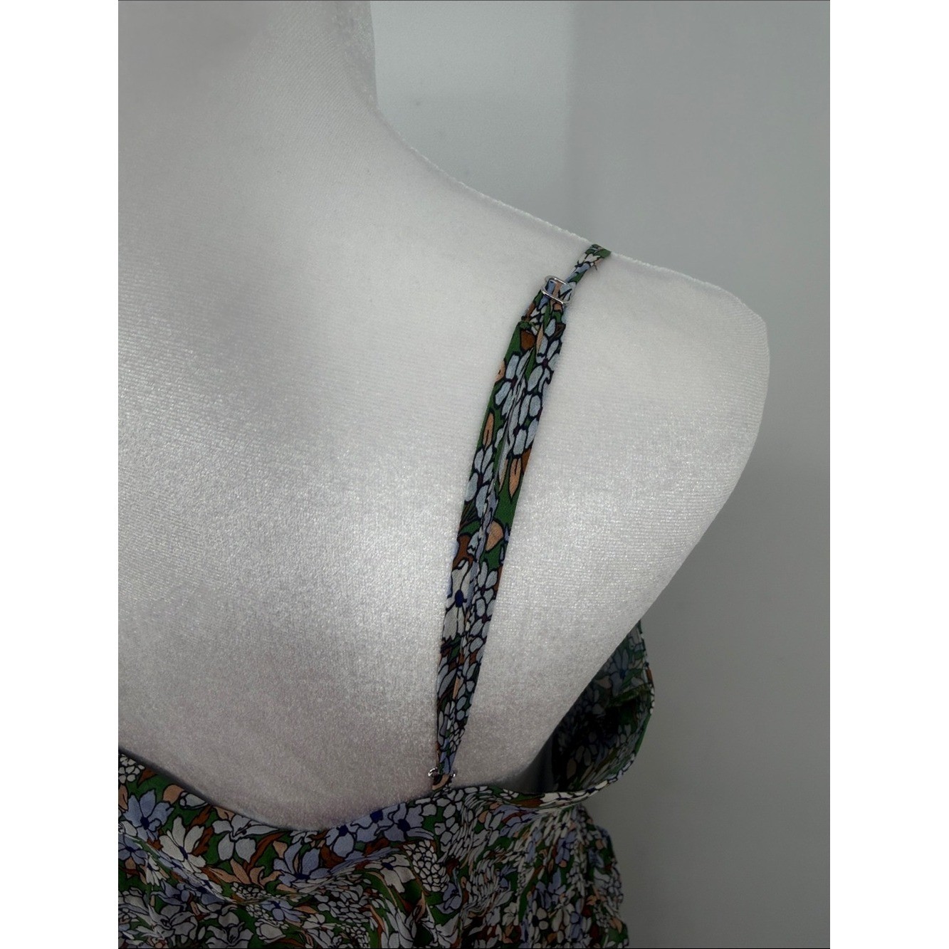 Veronica Beard Avenel 100% Silk Floral Ruffle Midi Dress Size 8 NWT