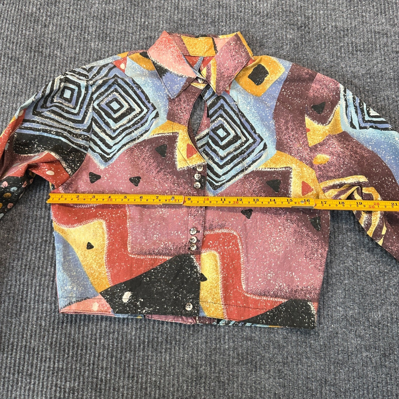 Unbranded Women Vintage Abstract Geometric Cropped Blouse M Multi Keyhole Detail