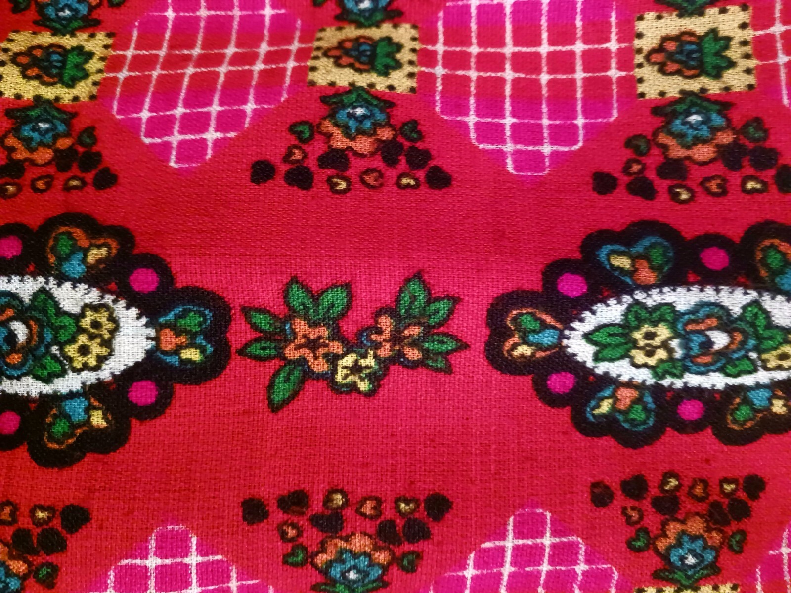 BoHo Hippie 1970s Maxi Skirt Hot Pink Psychedelic Festival Wear MEASUREMENTS