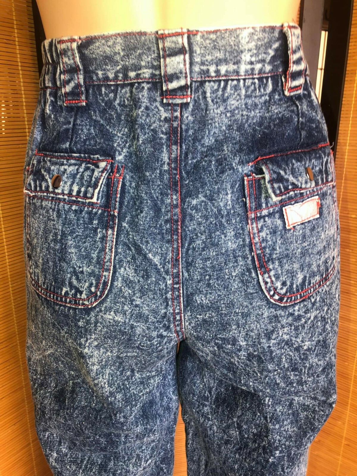 Vintage 80s Acid Washed High Waisted Denim Mom Jeans USA New Wave „LOVE ME” S