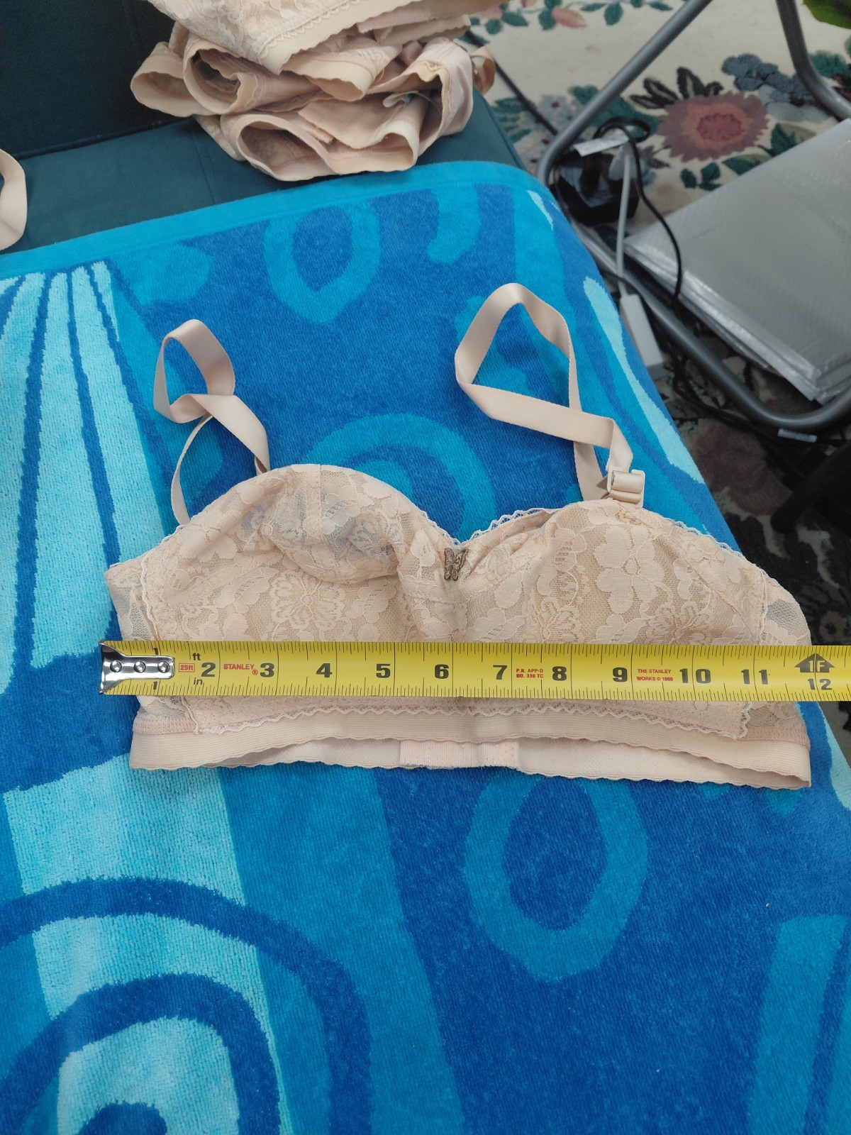 Vintage Lady Cameo Lingerie Bra Size 30D