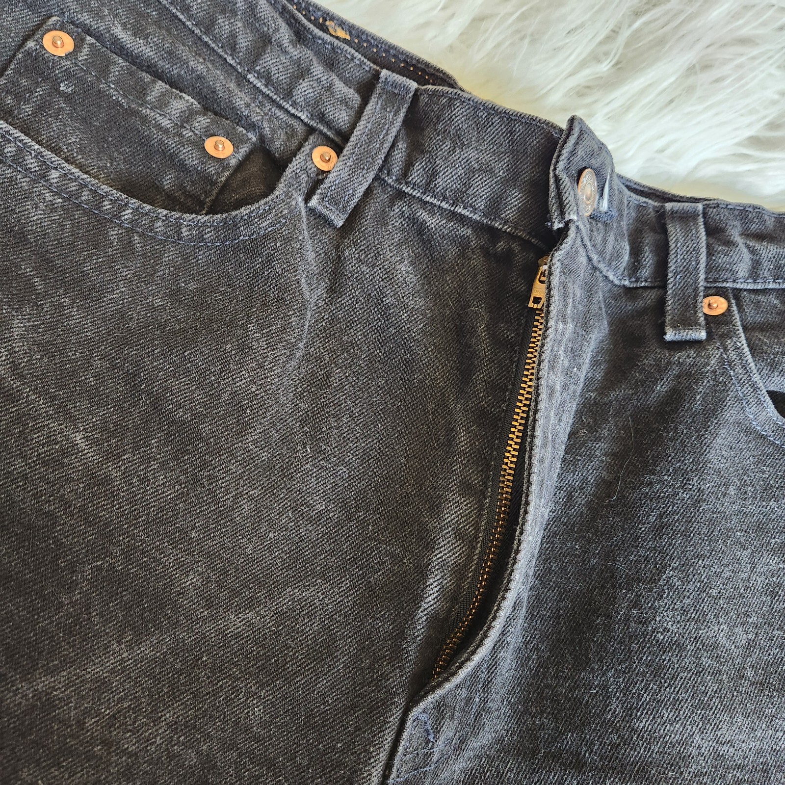 Vintage 90s Levi’s 551 Women Sz 10 27×30 Black Jeans Relaxed Fit Tapered Leg Zip
