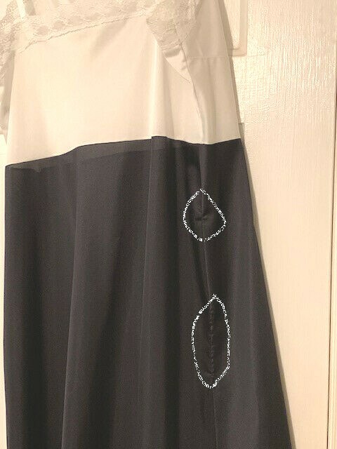 Vintage Unique Black and White Full Slip By Sarah Smith. Rare Find. Size 34