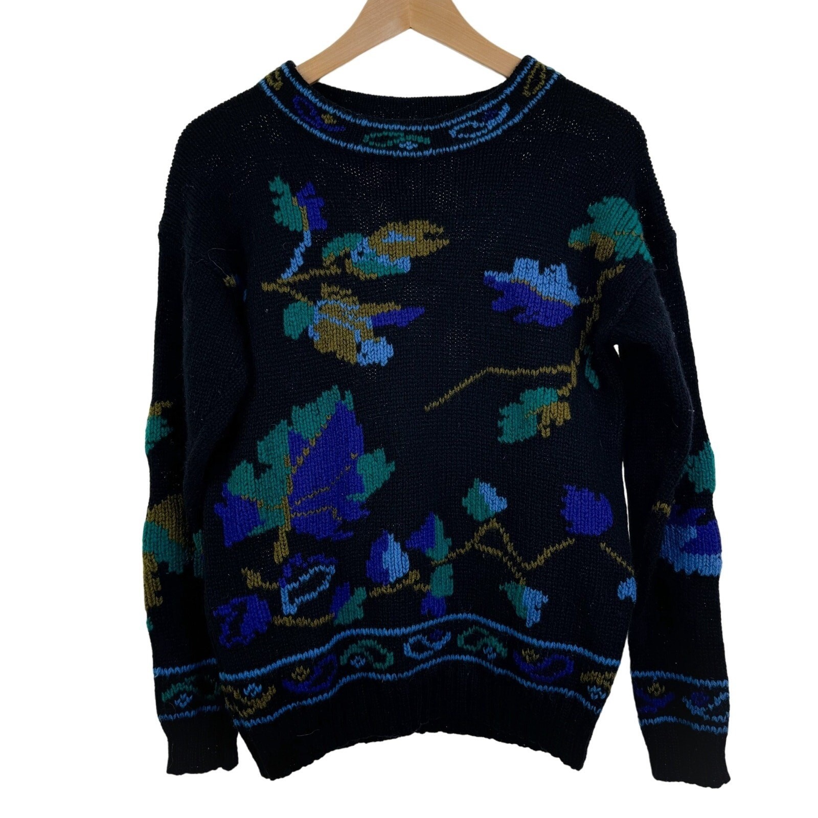Cambridge Spirit Vintage Shetland Wool Floral Intarsia Sweater Black Small