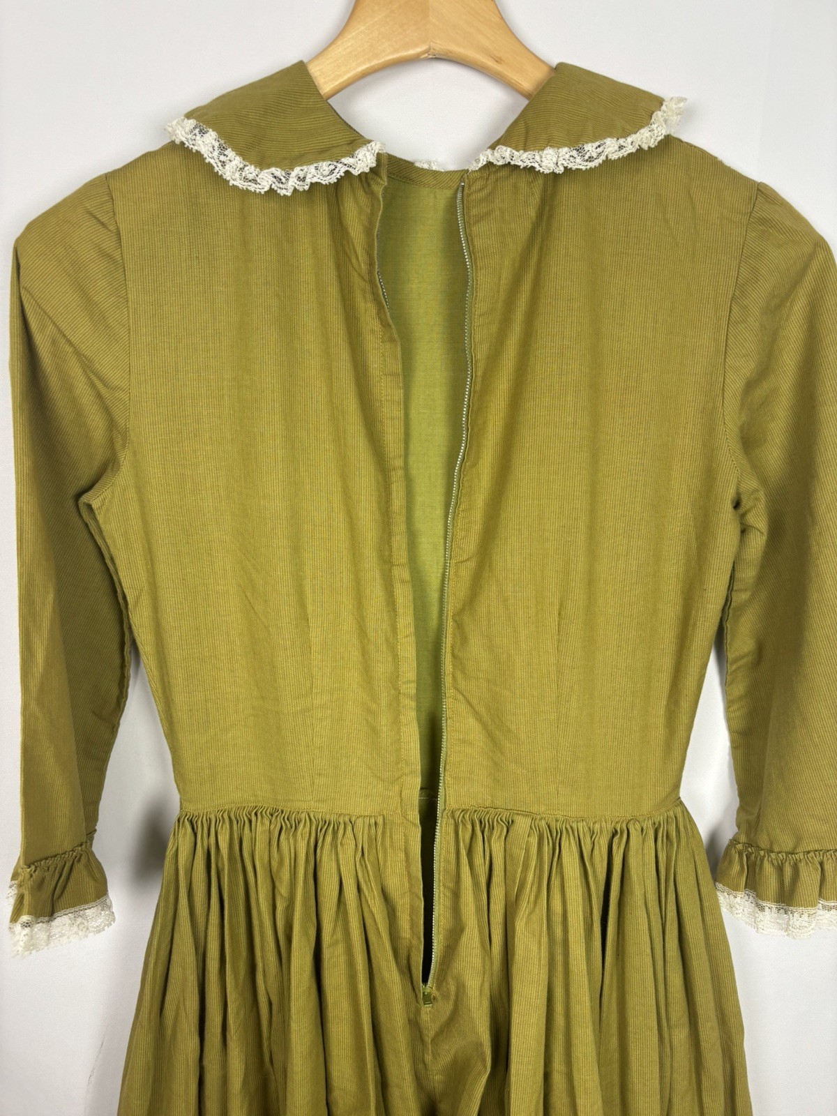 Vintage Boho Maxi Prairie Dress Olive Green Gunne Cottage Size Small/4