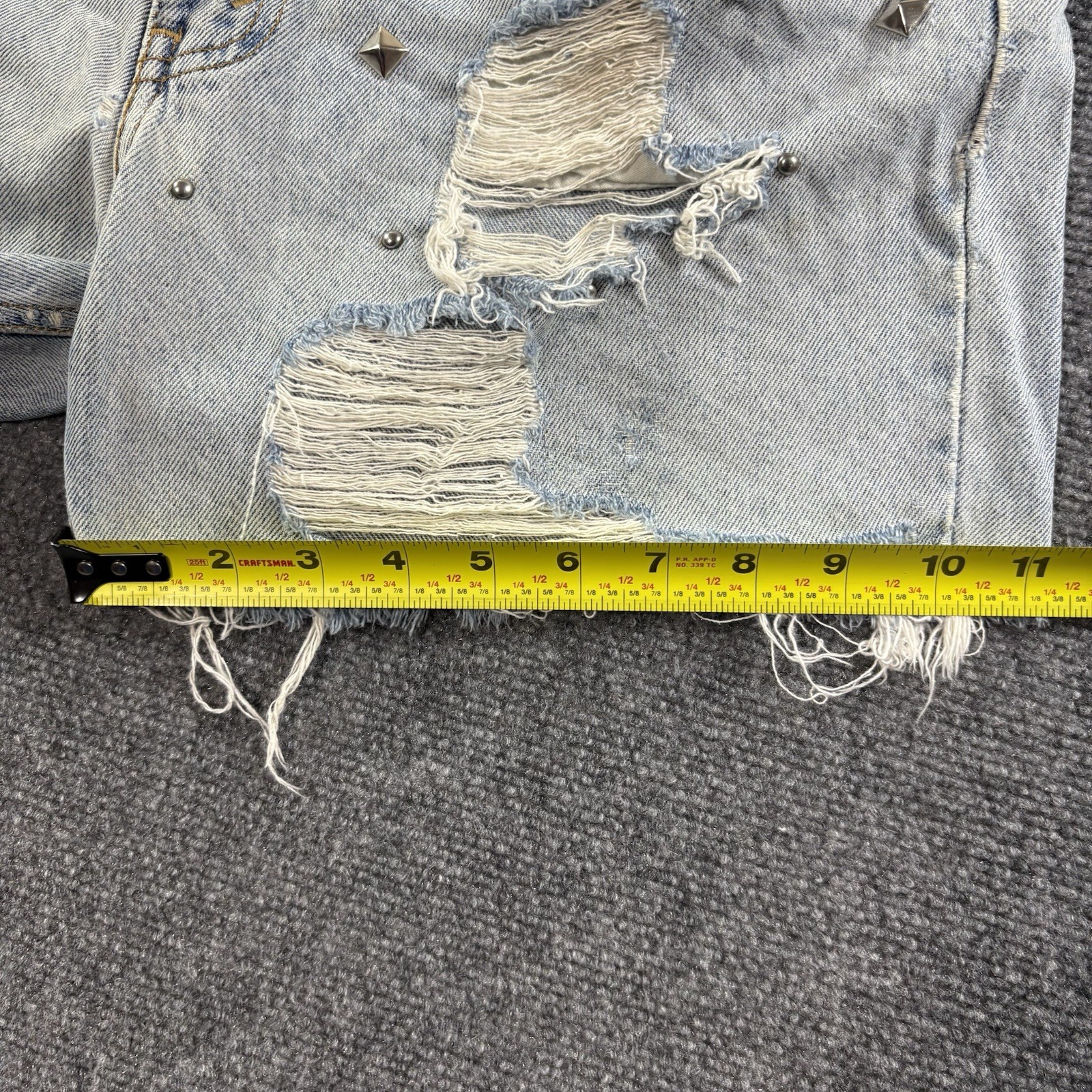 VTG Levis Orange Tab Distressed Cut Off Denim Shorts 34 (Fits 32) Studded Cheeky