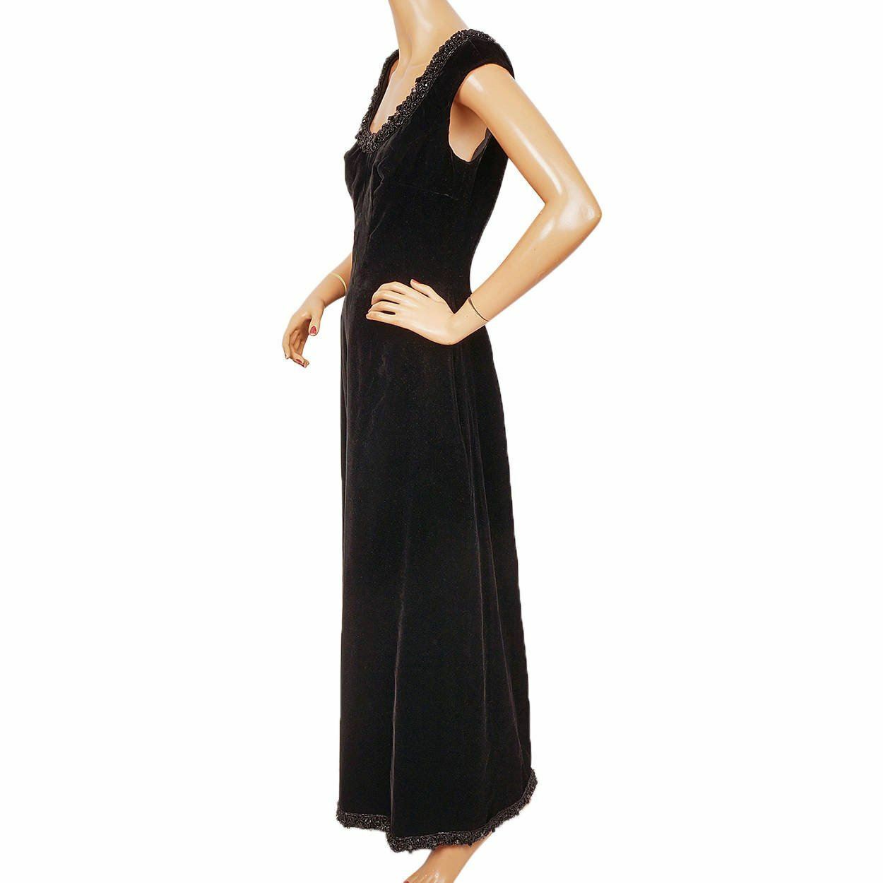 Vintage 1960s Black Velvet Evening Gown Haute Couture – Frank Oujezdsky
