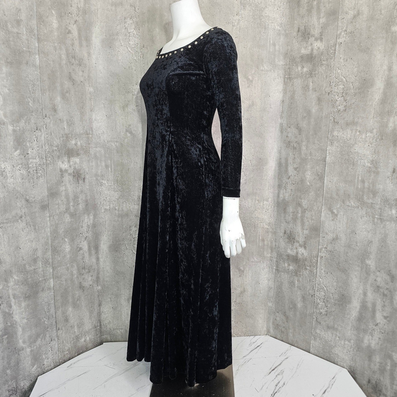 Vintage 90s Black Crushed Velvet Maxi Dress Goth Grunge Whimsygoth Size S