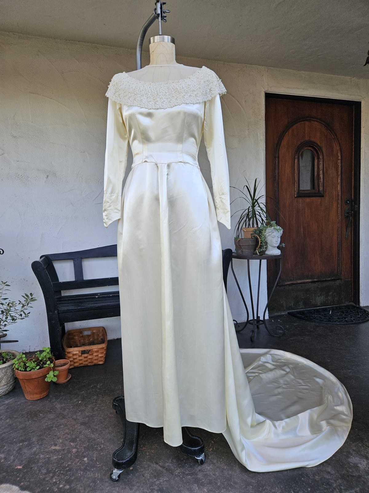 Vintage Classic 1940s-1950s Silky Satin Long Sleeve Wedding Dress W/train Lace 8