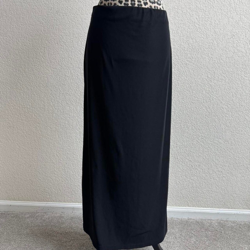 International Newport Group vintage Black maxi skirt with elastic waistband