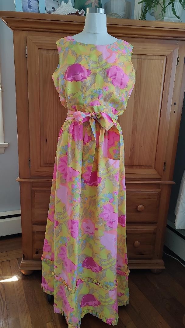 Vtg 1970s ~ Floral Maxi Dress ~ Tori Richard Honolulu for Liberty House ~ L/XL