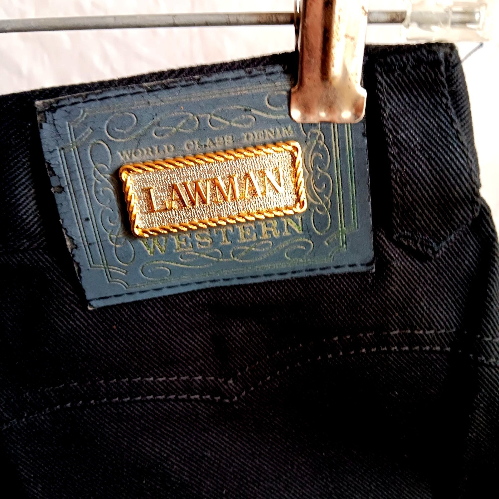 New Vintage Cowgirl Jeans Size 11 28x36Women’s Lawman Slim Fit Black Bootcut