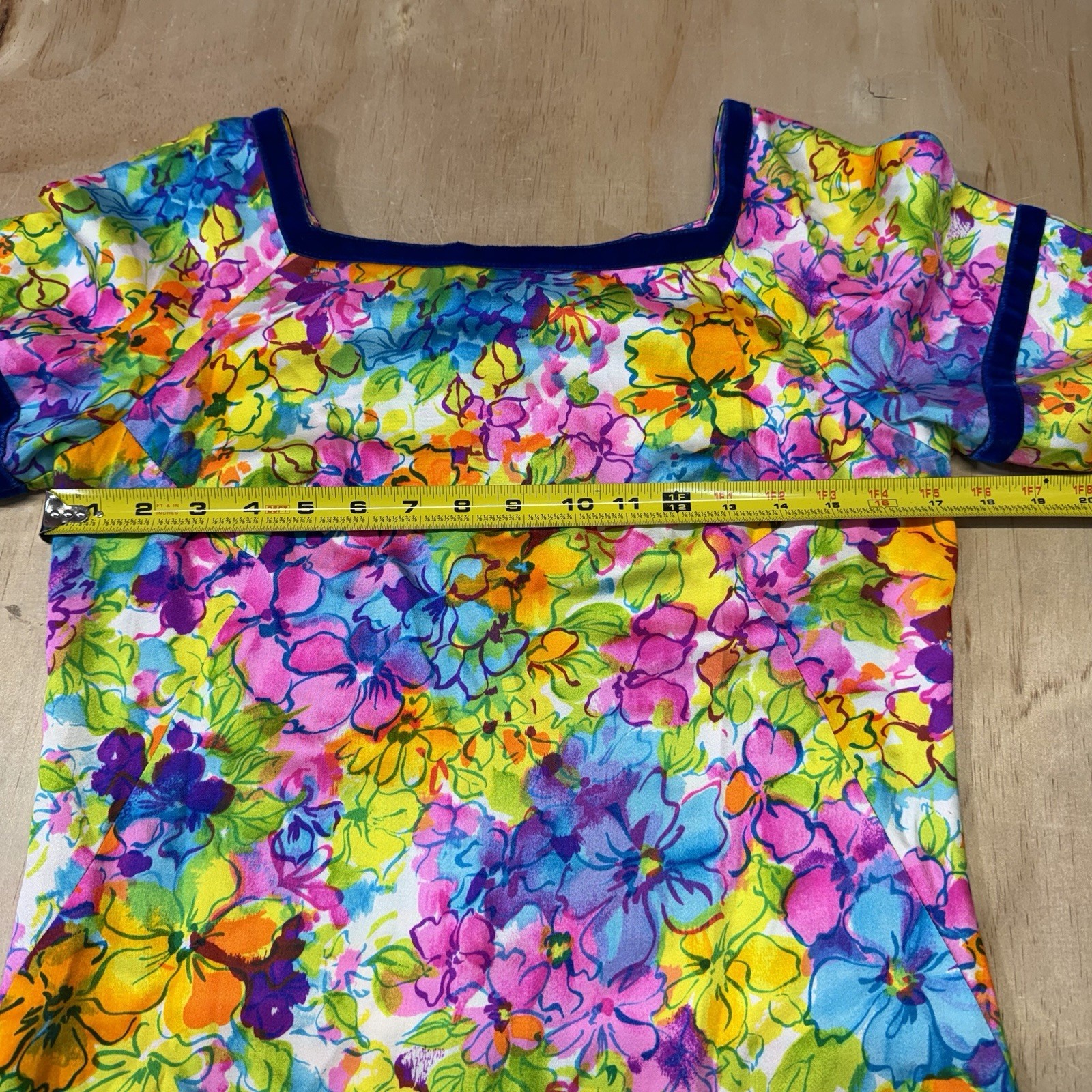 Vintage 1970s Kiyomi of Hawaii Floral Maxi Dress Cold Shoulder Slit Sleeve