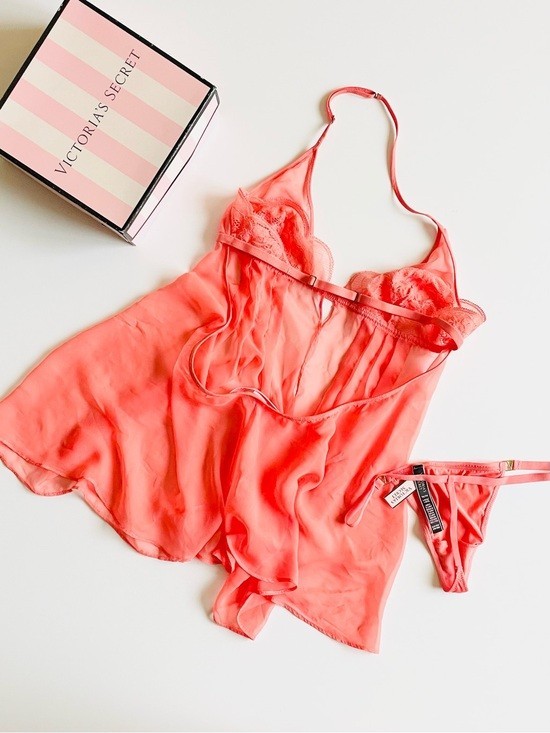 SMALL Victoria’s Secret coral orange slip and vstring panties set