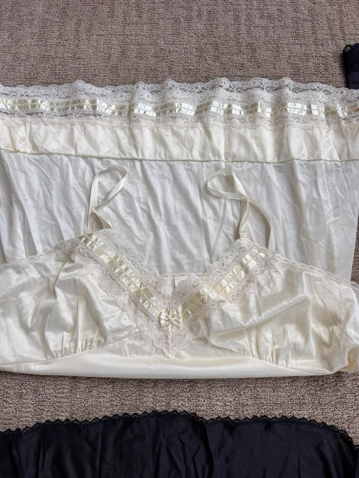 VTG Lot Of 4 USA Satin Lace Slips Nightgown XL Perfectform Mel Lin Movie Star