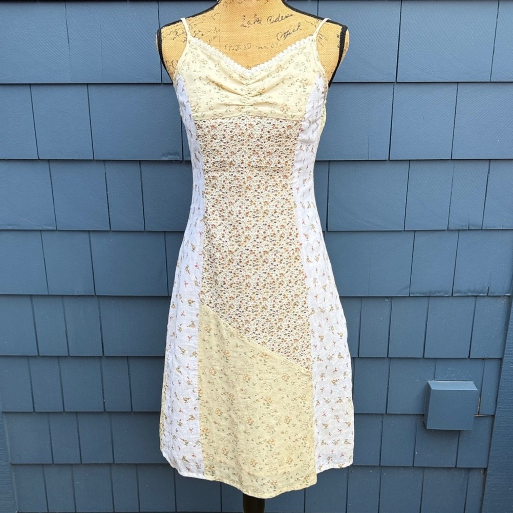 Vintage Olive Branch patchwork lined Floral Patchwork Dress – Cream and White sm