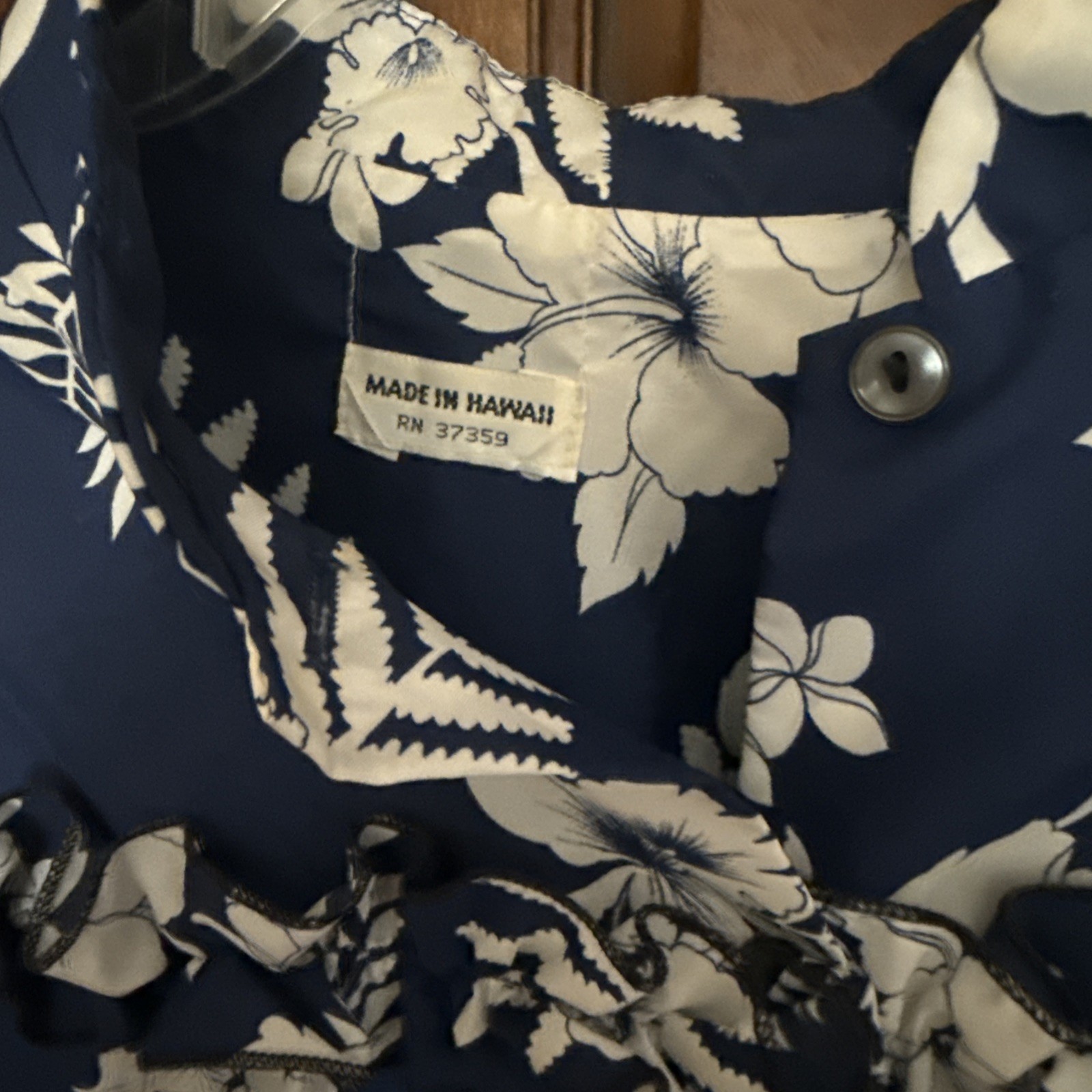 Muumuu Women’s Vintage Blue Hibiscus Maxi Dress Sz M/L