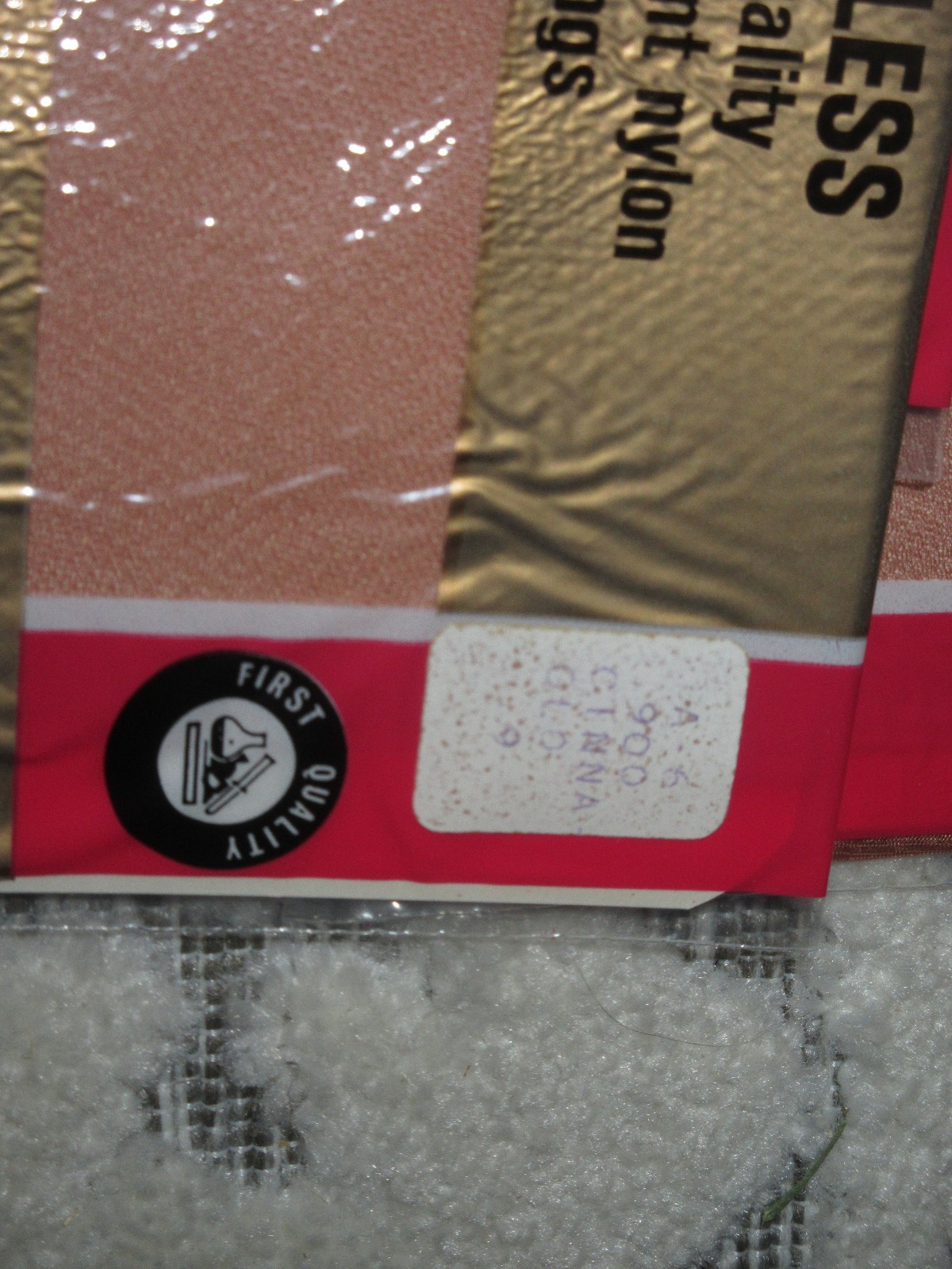 Vintage Nylon stockings Size 9 A6 900 DEBUTANTE CINNA-GLO BEIGE Never worn LOT