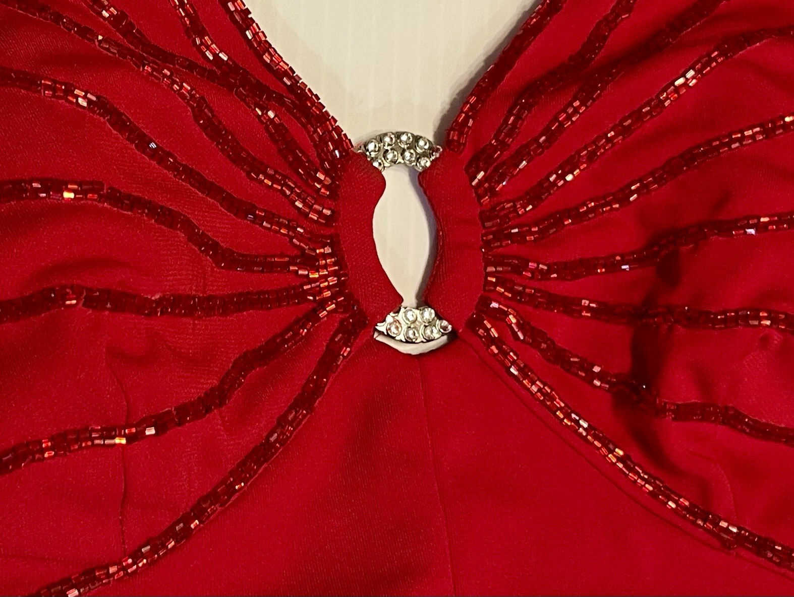 VTG De Laru Y2K Sexy Red Halter Dress Beading Rhinestone Size 8 A Line