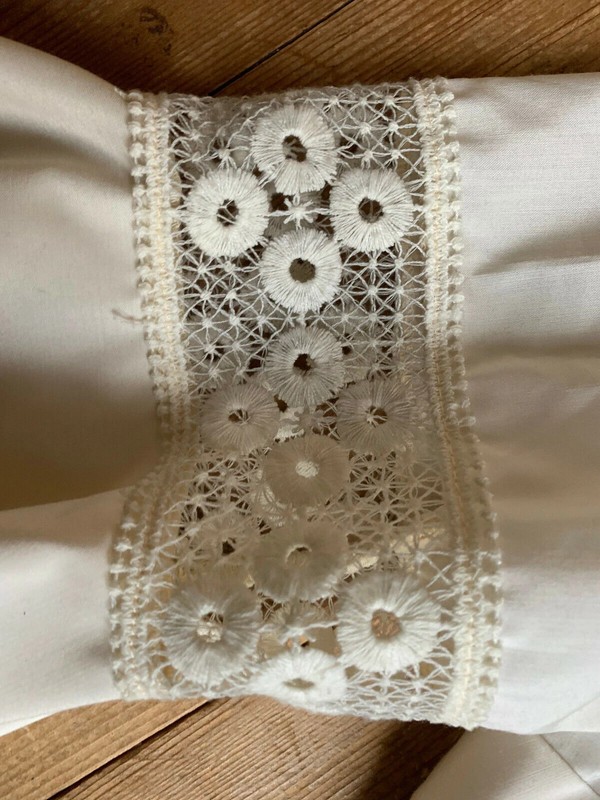 Vintage dirndl rose Salzburg brown embroidered with blouse bobbin lace size 42/44